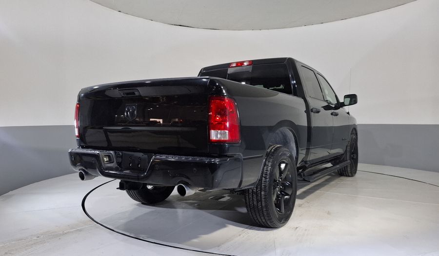Ram 1500 5.7 CREW CAB SLT TRABAJO 4X4 V8 8 AUTO Pickup 2023