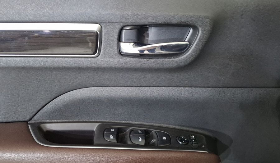Renault Koleos 2.5 ICONIC CVT Suv 2018