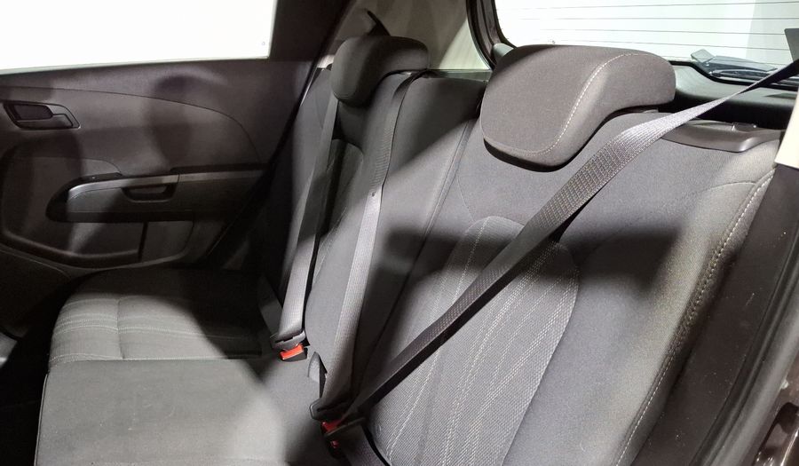 Chevrolet Sonic 1.6 AT K LT Hatchback 2016