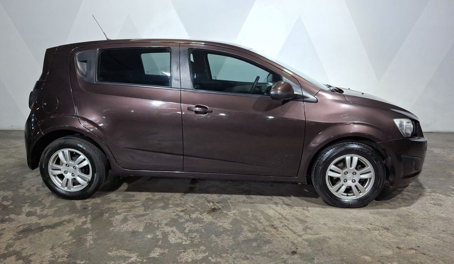 Chevrolet Sonic 1.6 AT K LT Hatchback 2016
