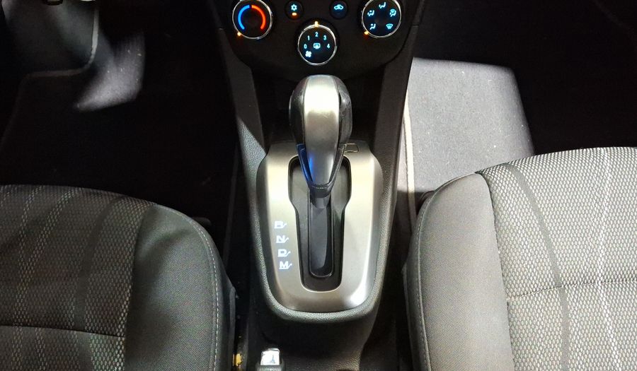 Chevrolet Sonic 1.6 AT K LT Hatchback 2016