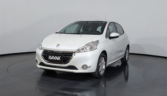 Peugeot • 208