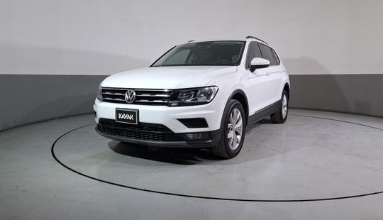 Volkswagen • Tiguan