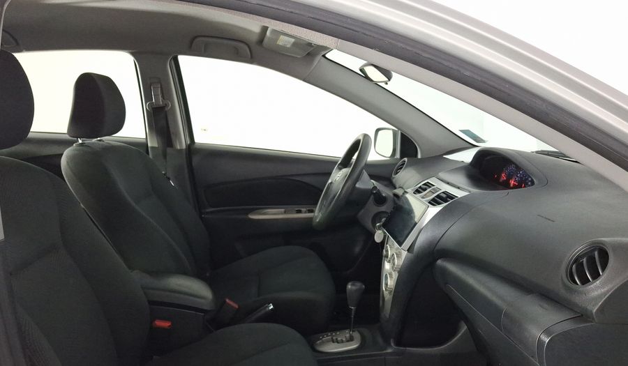 Toyota Yaris 1.5 SEDAN PREMIUM AT Sedan 2015