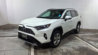 Toyota • RAV4