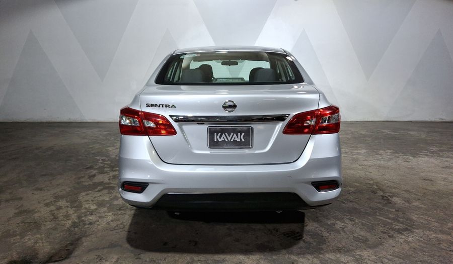 Nissan Sentra 1.8 ADVANCE AUTO Sedan 2018
