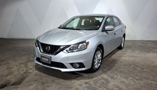 Nissan • Sentra