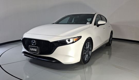 Mazda • Mazda 3