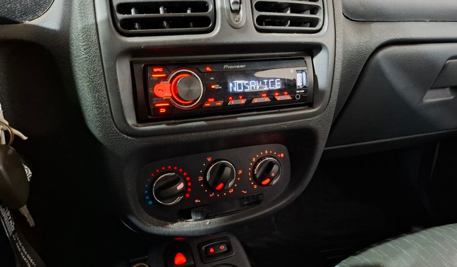 Renault Clio 1.1 CONFORT Hatchback 2014