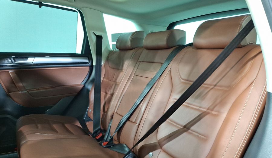 Volkswagen Touareg 4.2 V8 R-LINE Suv 2017