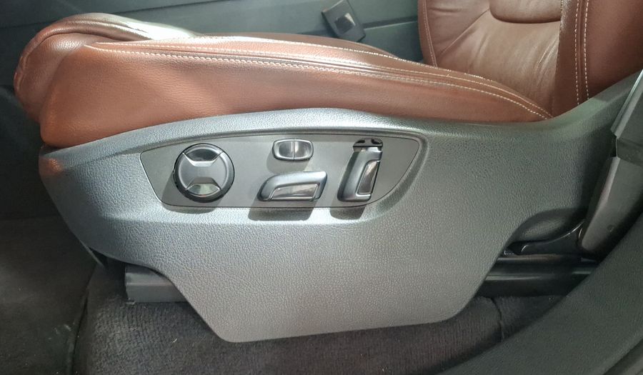 Volkswagen Touareg 4.2 V8 R-LINE Suv 2017