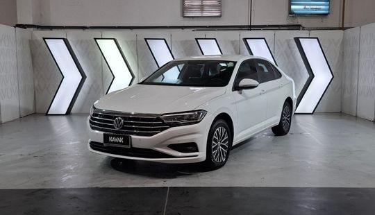 Volkswagen • Vento