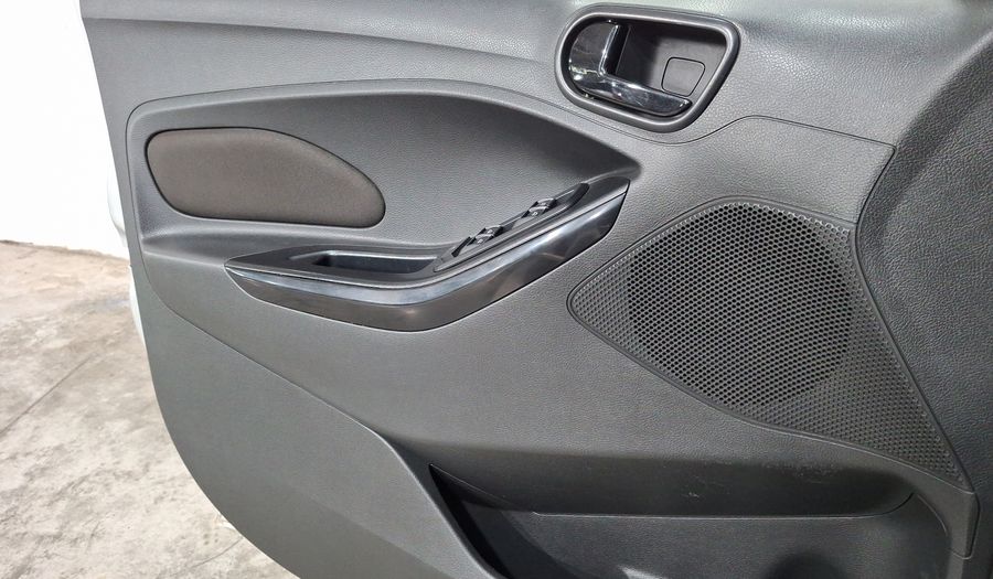 Ford Figo 1.5 FIGO TITANIUM AT Sedan 2017
