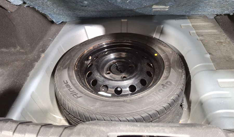 Ford Figo 1.5 FIGO TITANIUM AT Sedan 2017