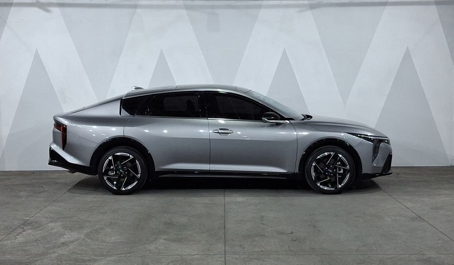 Kia K4 1.6 TURBO GT LINE AUTO Sedan 2025
