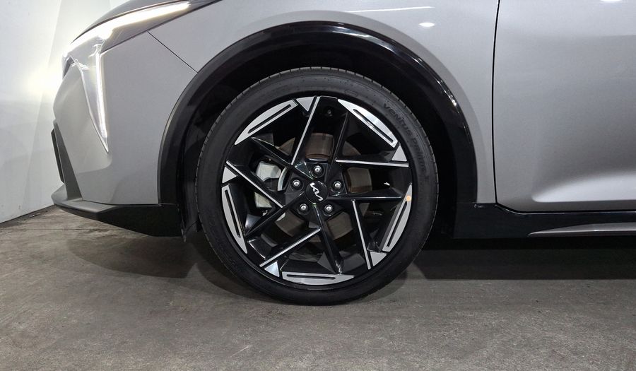 Kia K4 1.6 TURBO GT LINE AUTO Sedan 2025