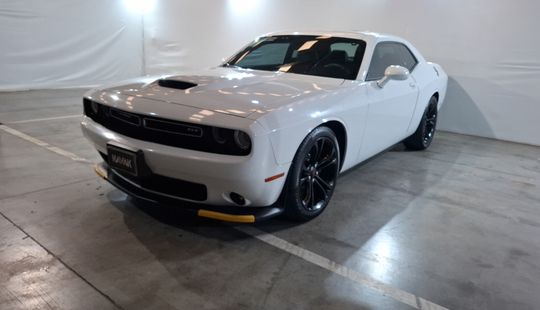 Dodge • Challenger