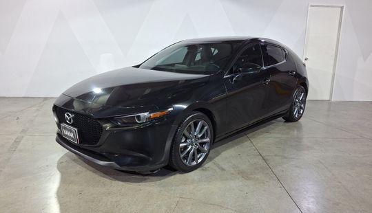 Mazda • Mazda 3