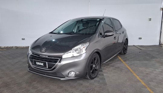 Peugeot • 208