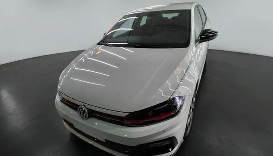 Volkswagen • Virtus