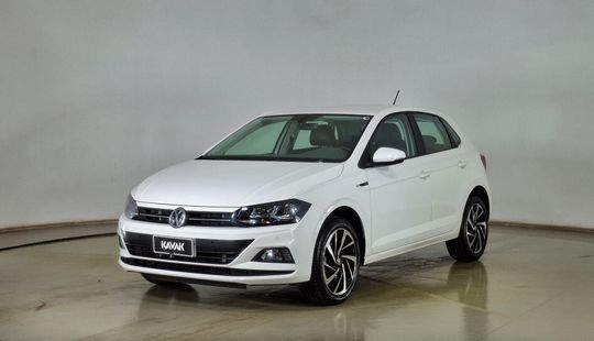 Volkswagen • Polo