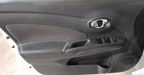 Nissan Versa 1.6 ADVANCE TA AC Sedan 2015