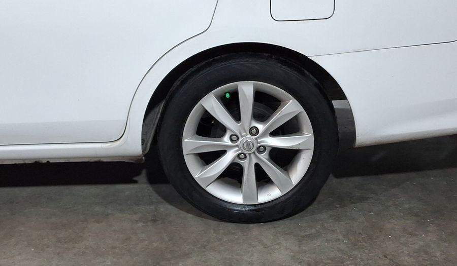 Nissan Versa 1.6 ADVANCE TA AC Sedan 2015