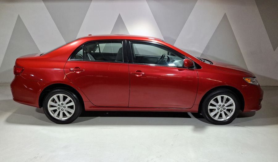 Toyota Corolla 1.8 XLE AT Sedan 2010