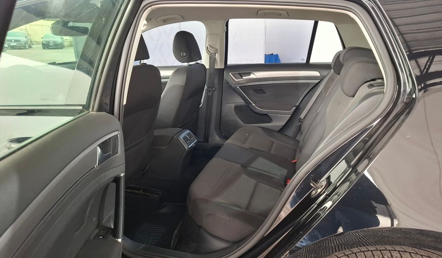 Volkswagen Golf 1.4 TSI COMFORTLINE DSG Hatchback 2017