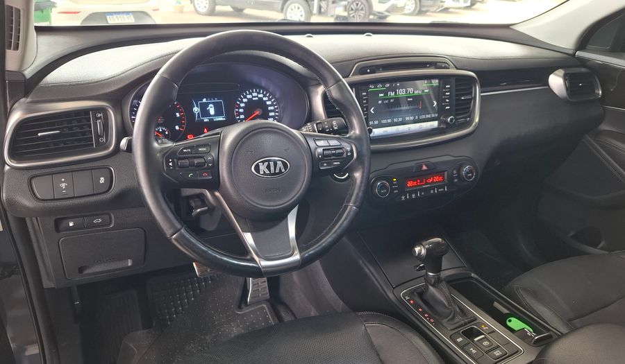 Kia Sorento 2.2 CRDI 4WD AUTO Suv 2016