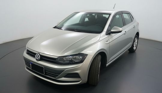 Volkswagen • Polo