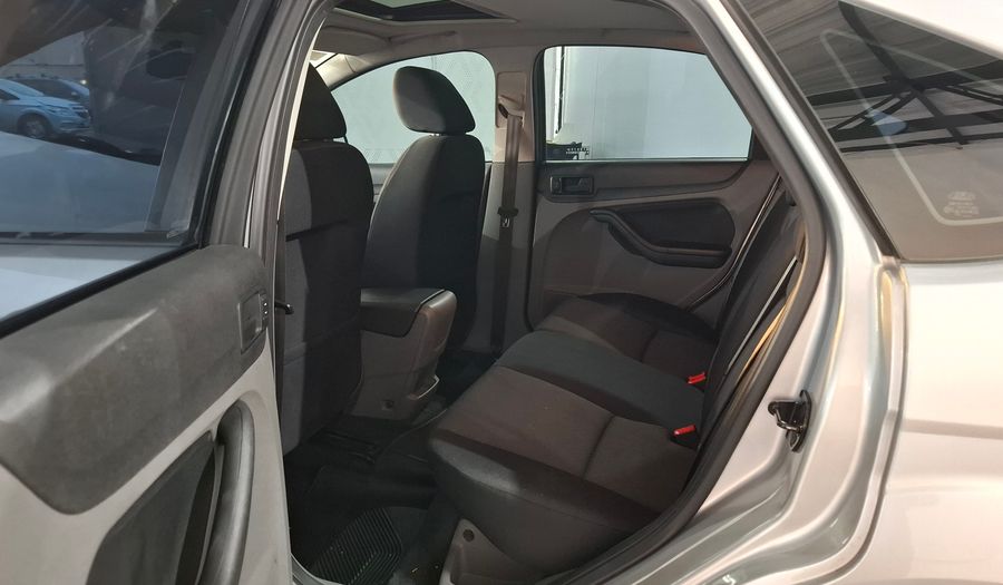 Ford Focus Ii II 2.0 TREND PLUS Hatchback 2010