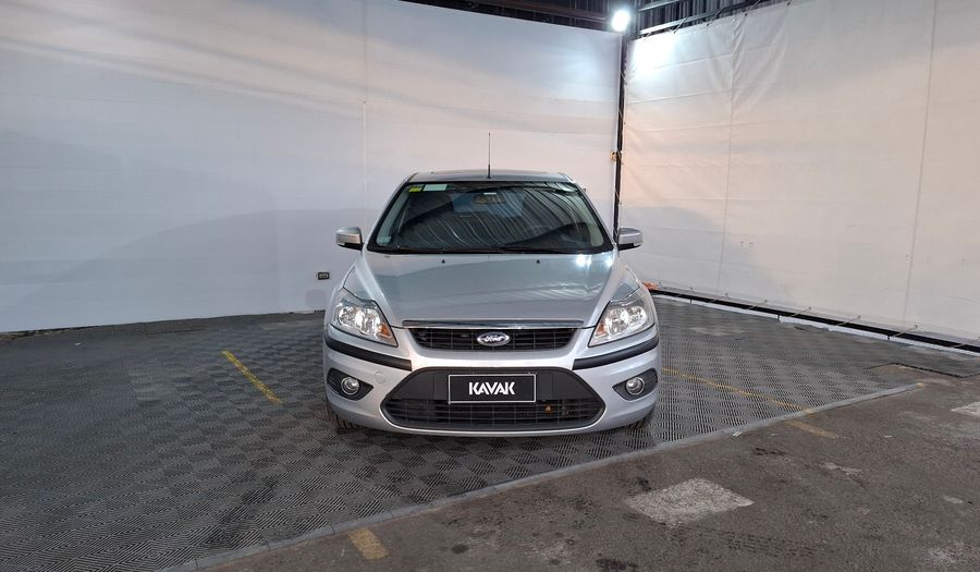 Ford Focus Ii II 2.0 TREND PLUS Hatchback 2010