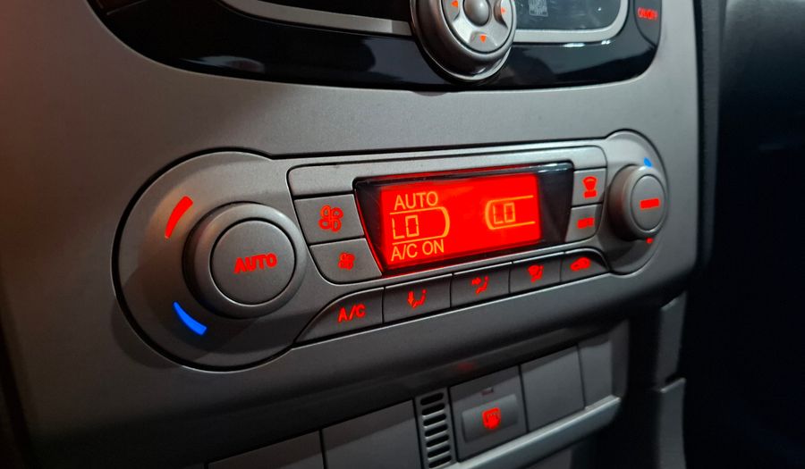 Ford Focus Ii II 2.0 TREND PLUS Hatchback 2010