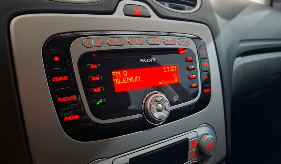 Ford Focus Ii II 2.0 TREND PLUS Hatchback 2010