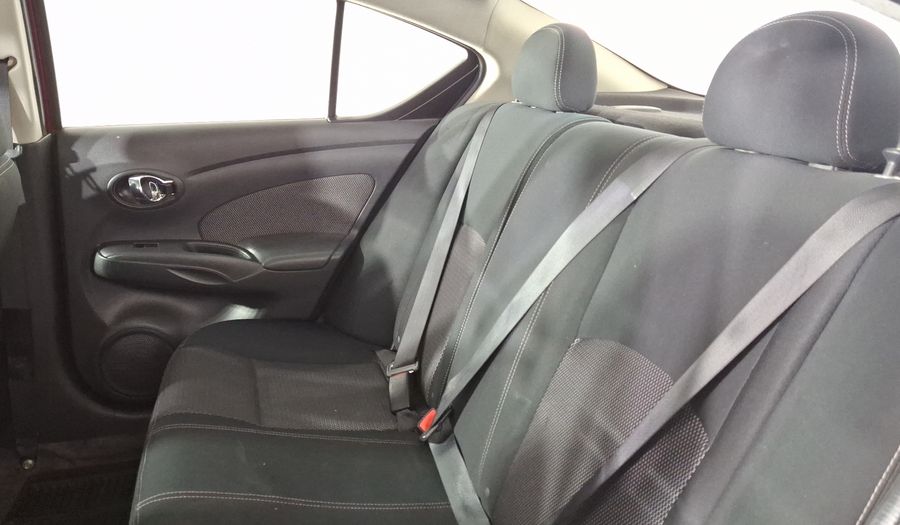 Nissan Versa 1.6 ADVANCE TA AC Sedan 2016