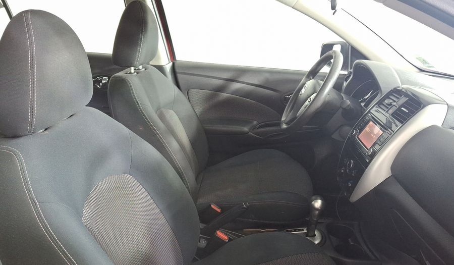 Nissan Versa 1.6 ADVANCE TA AC Sedan 2016