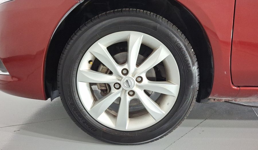 Nissan Versa 1.6 ADVANCE TA AC Sedan 2016