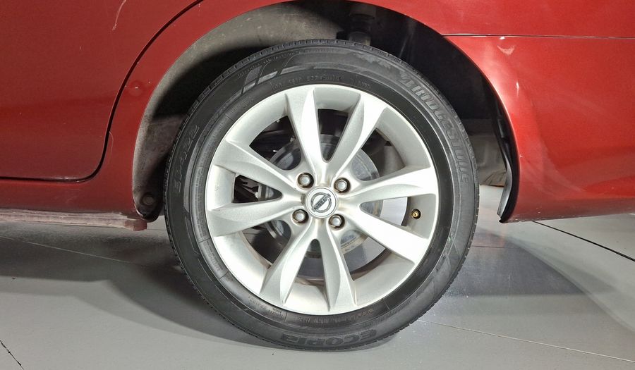 Nissan Versa 1.6 ADVANCE TA AC Sedan 2016
