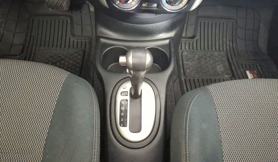 Nissan Versa 1.6 ADVANCE TA AC Sedan 2016
