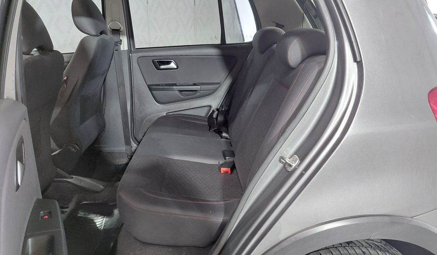 Volkswagen Crossfox 1.6 CROSSFOX HIGHLINE Hatchback 2013