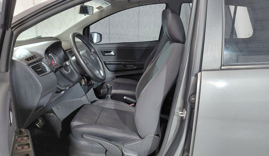 Volkswagen Crossfox 1.6 CROSSFOX HIGHLINE Hatchback 2013