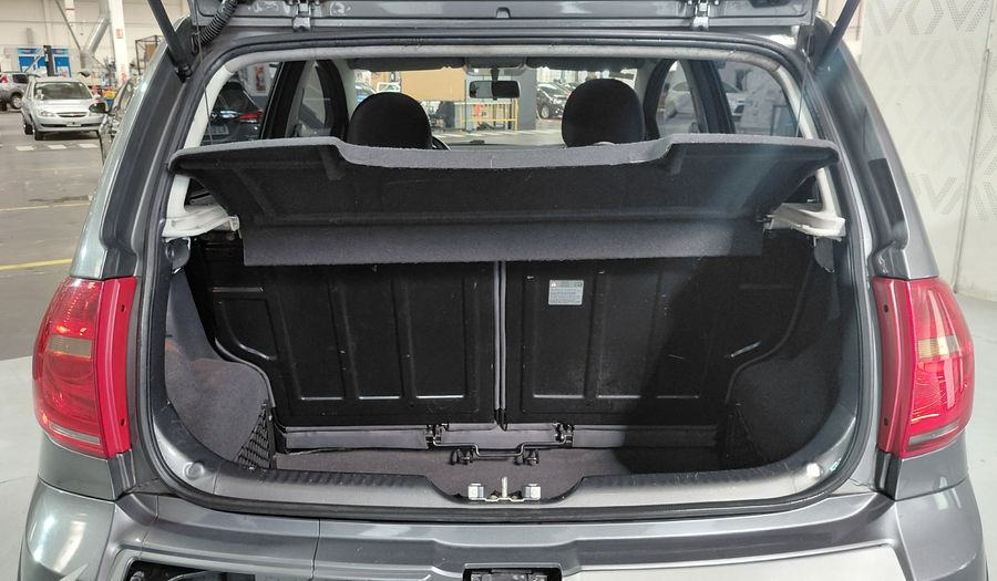 Volkswagen Crossfox 1.6 CROSSFOX HIGHLINE Hatchback 2013