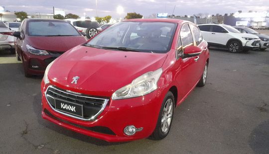 Peugeot • 208