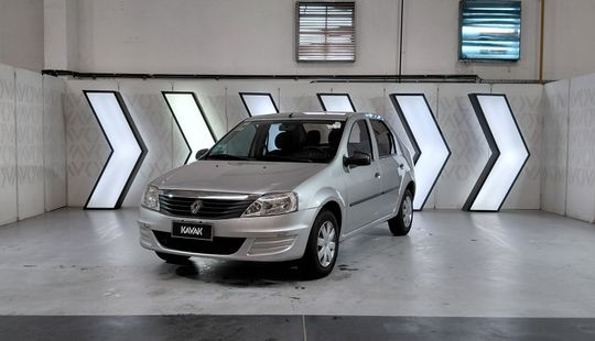Renault • Logan