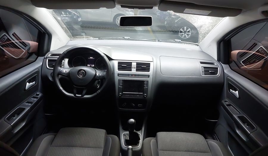 Volkswagen Fox 1.6 TRENDLINE Hatchback 2018