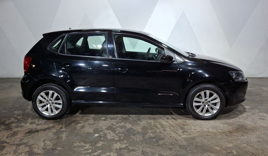Volkswagen Polo 1.2 COMFORTLINE DSG Hatchback 2014
