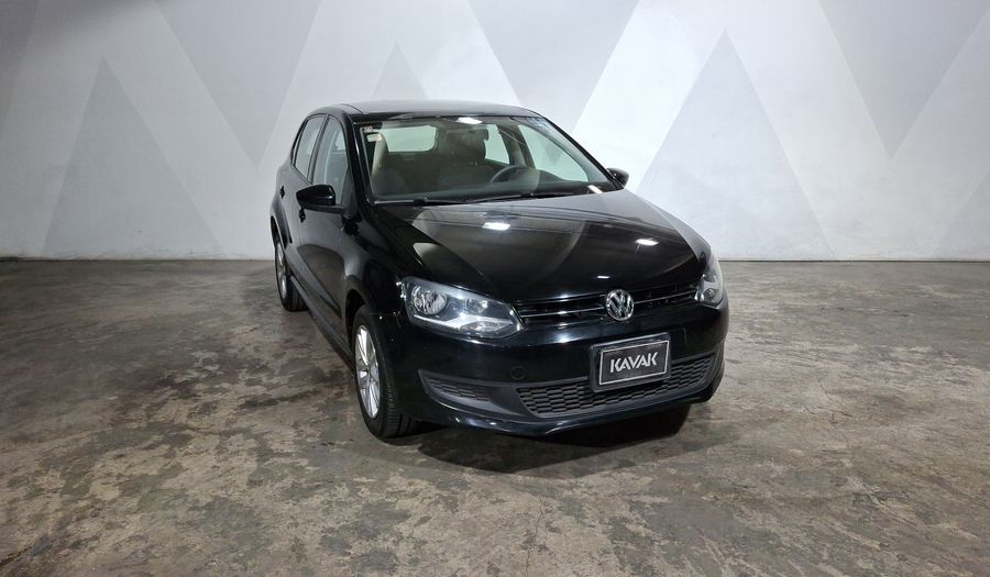 Volkswagen Polo 1.2 COMFORTLINE DSG Hatchback 2014