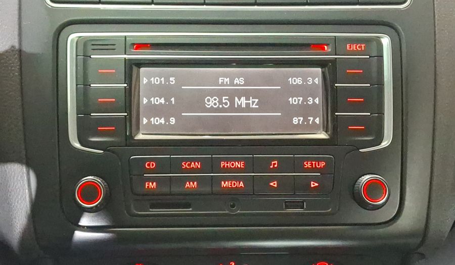 Volkswagen Polo 1.2 COMFORTLINE DSG Hatchback 2014