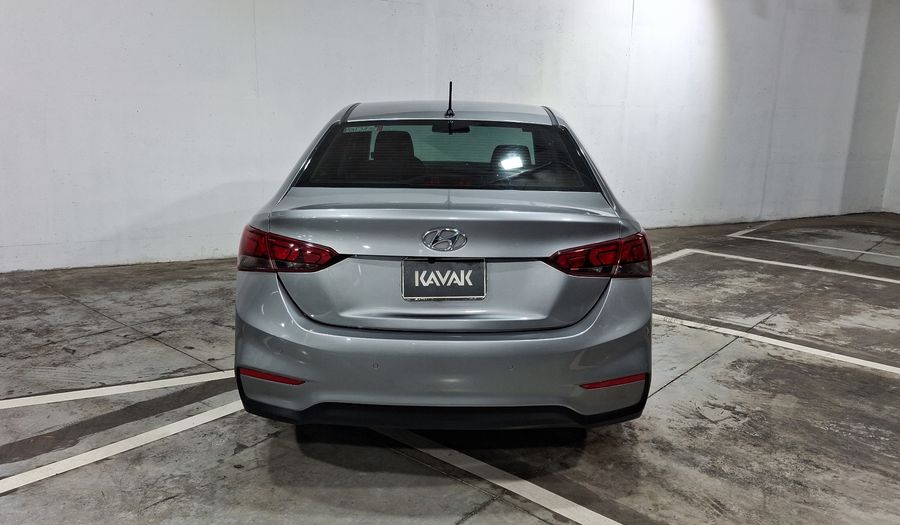 Hyundai Accent 1.6 GL MID Sedan 2022